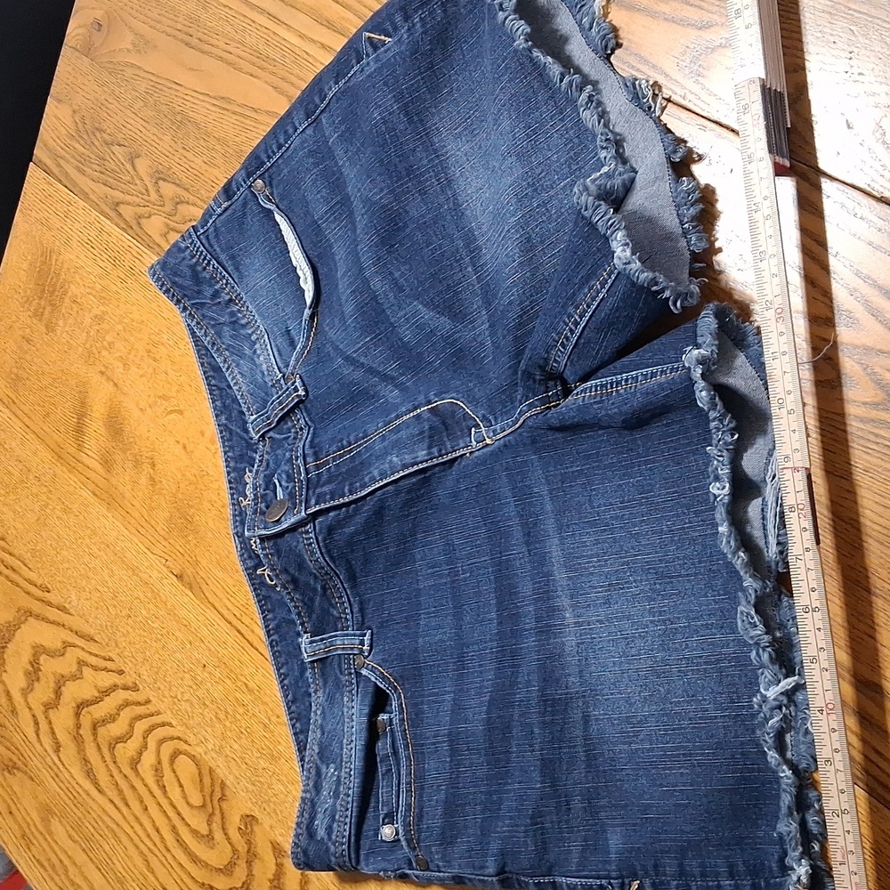 AMERICAN RAG Jean Shorts Womens 16 Blue Preowned Beach Denim Raw Hem